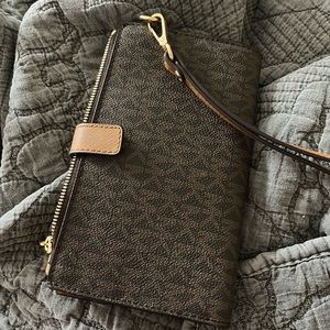 MK wallet